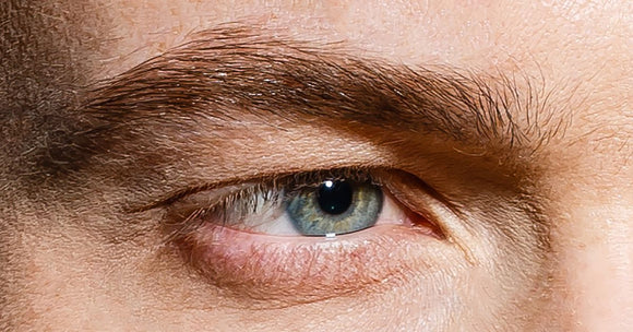 5 Eyebrow Grooming Tips for Male Clients